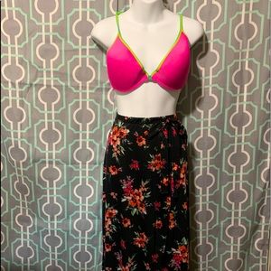 3/15🔥Floral black skirt